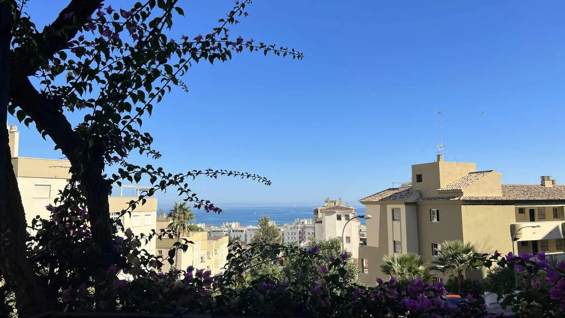 La Carihuela A 5 Minutos De La Playavistas Al Mar Apartment Torremolinos Spain